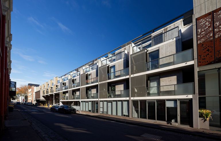 Banco 10 properties June 2025