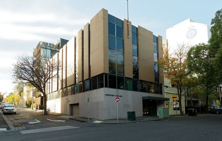 Banco 10 properties June 2025